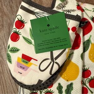 Kate Spade Garden Kitchen Towel and Oven Mitt - Thumbnail 2